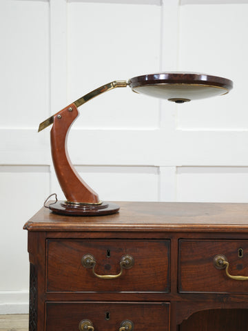 A Fase Desk Lamp