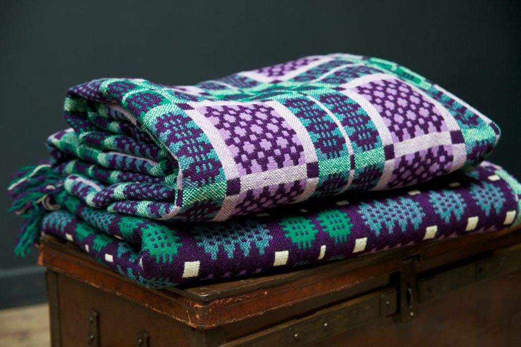 A Pair Of Welsh Blankets Drew Pritchard Ltd