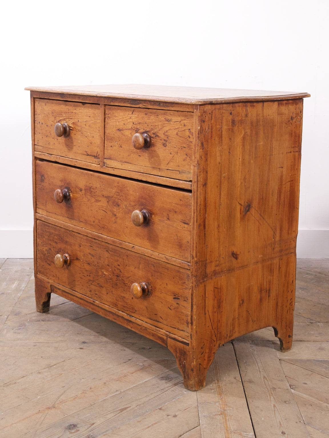 Winchester College Chest of Drawers