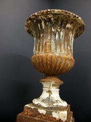 Handyside Urn & Pedestal