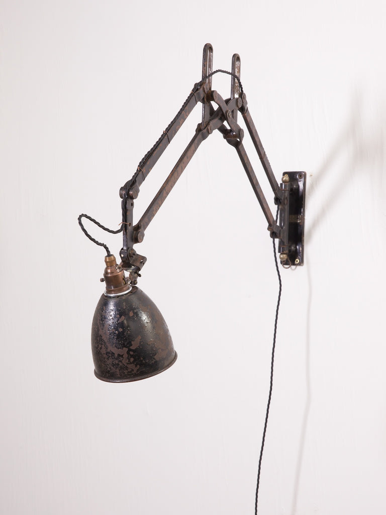 Industrial Scissor Light