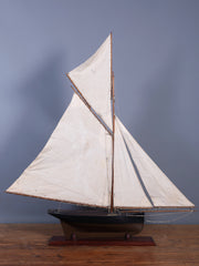 Edwardian Pond Yacht