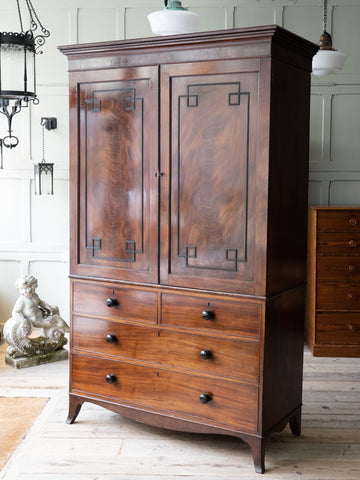 A George III Linen Press